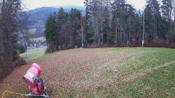 Prostřední část sjezdovky a snowpark