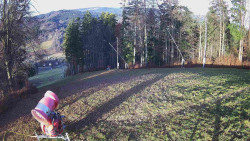 Prostřední část sjezdovky a snowpark