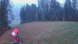 Prostřední část sjezdovky a snowpark