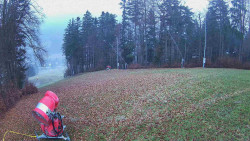 Prostřední část sjezdovky a snowpark