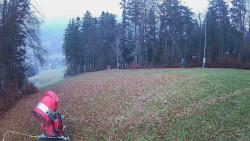 Prostřední část sjezdovky a snowpark