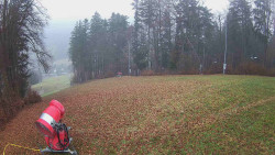 Prostřední část sjezdovky a snowpark