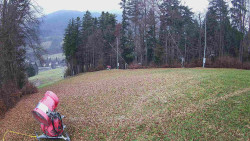 Prostřední část sjezdovky a snowpark