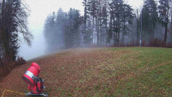 Prostřední část sjezdovky a snowpark