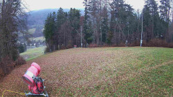 Prostřední část sjezdovky a snowpark