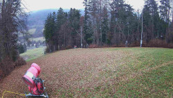 Prostřední část sjezdovky a snowpark