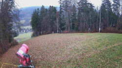 Prostřední část sjezdovky a snowpark
