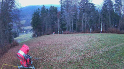 Prostřední část sjezdovky a snowpark