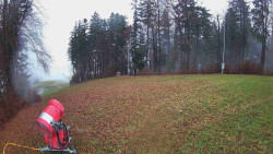 Prostřední část sjezdovky a snowpark