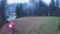 Prostřední část sjezdovky a snowpark