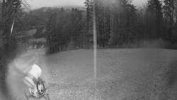 Prostřední část sjezdovky a snowpark