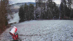 Prostřední část sjezdovky a snowpark