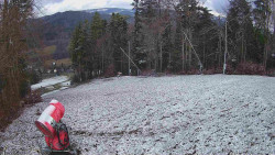 Prostřední část sjezdovky a snowpark