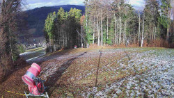 Prostřední část sjezdovky a snowpark