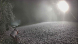 Prostřední část sjezdovky a snowpark