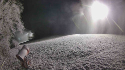 Prostřední část sjezdovky a snowpark