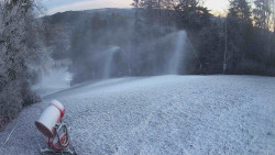 Prostřední část sjezdovky a snowpark