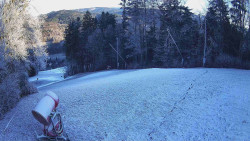 Prostřední část sjezdovky a snowpark