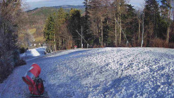Prostřední část sjezdovky a snowpark