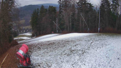 Prostřední část sjezdovky a snowpark