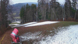 Prostřední část sjezdovky a snowpark