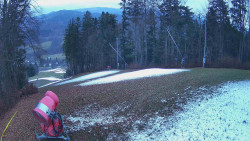 Prostřední část sjezdovky a snowpark