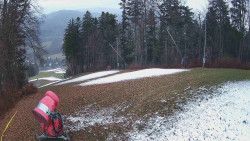 Prostřední část sjezdovky a snowpark