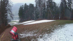 Prostřední část sjezdovky a snowpark