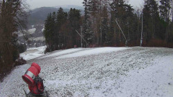 Prostřední část sjezdovky a snowpark