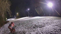 Prostřední část sjezdovky a snowpark