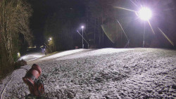 Prostřední část sjezdovky a snowpark