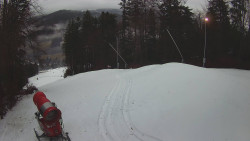 Prostřední část sjezdovky a snowpark