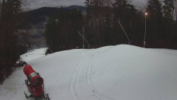 Prostřední část sjezdovky a snowpark