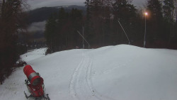 Prostřední část sjezdovky a snowpark