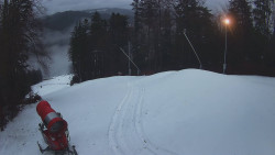Prostřední část sjezdovky a snowpark