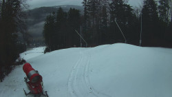 Prostřední část sjezdovky a snowpark