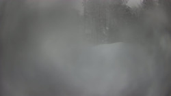 Prostřední část sjezdovky a snowpark