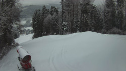 Prostřední část sjezdovky a snowpark