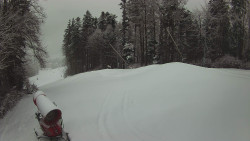 Prostřední část sjezdovky a snowpark