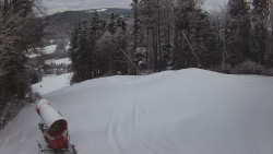 Prostřední část sjezdovky a snowpark