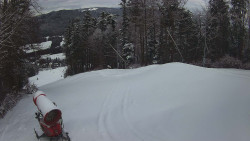 Prostřední část sjezdovky a snowpark
