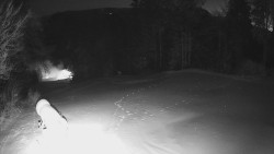 Prostřední část sjezdovky a snowpark