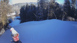 Prostřední část sjezdovky a snowpark