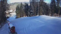 Prostřední část sjezdovky a snowpark
