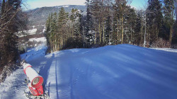 Prostřední část sjezdovky a snowpark