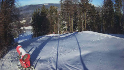 Prostřední část sjezdovky a snowpark