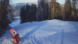 Prostřední část sjezdovky a snowpark