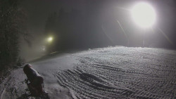 Prostřední část sjezdovky a snowpark