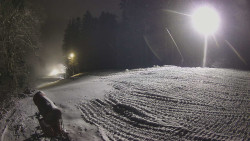 Prostřední část sjezdovky a snowpark
