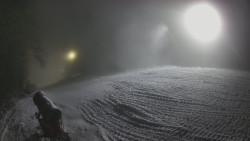 Prostřední část sjezdovky a snowpark